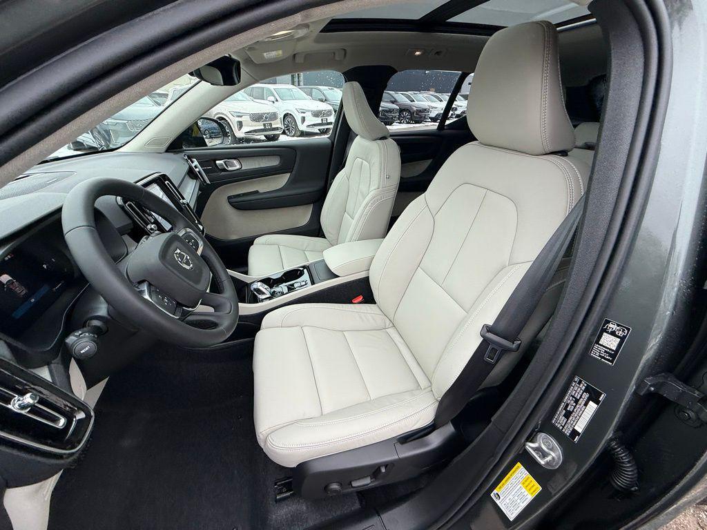 new 2026 Volvo XC40 car, priced at $51,135