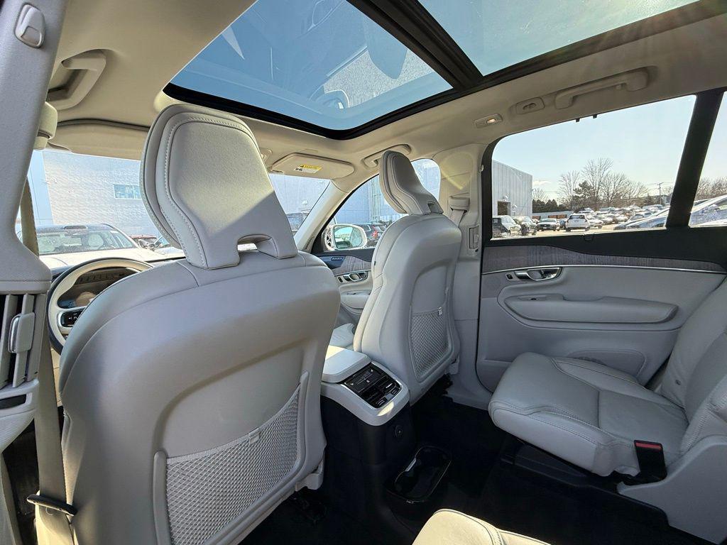 used 2023 Volvo XC90 Recharge Plug-In Hybrid car, priced at $48,651