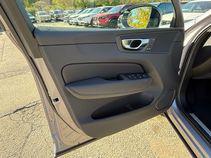 new 2026 Volvo XC60 car, priced at $55,985