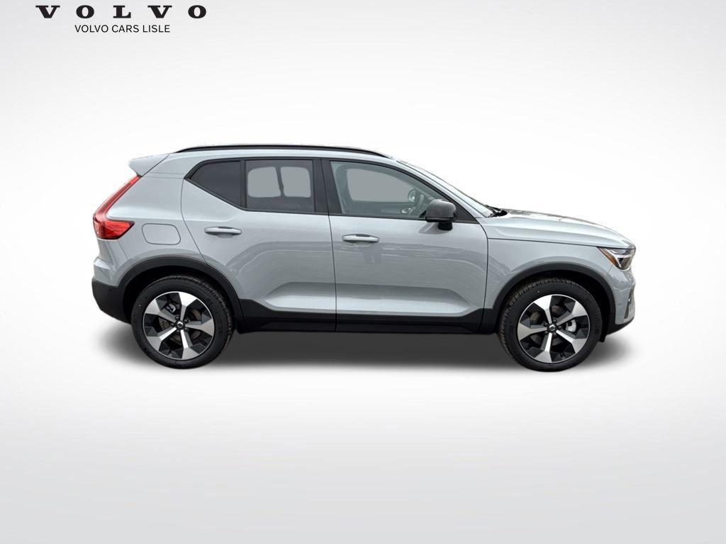 new 2026 Volvo XC40 car, priced at $47,260