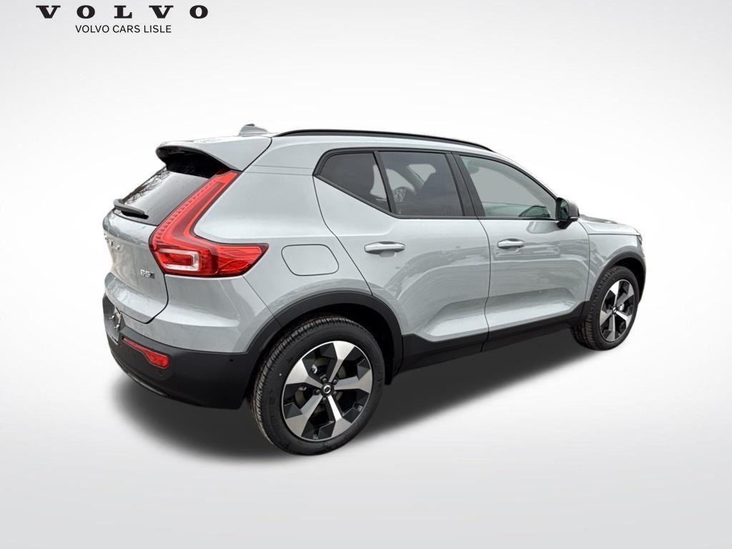 new 2026 Volvo XC40 car, priced at $47,260