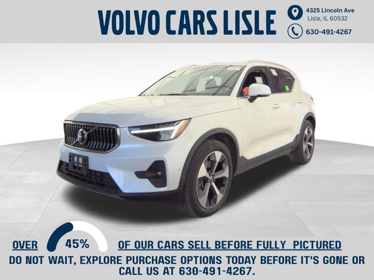 used 2025 Volvo XC40 car, priced at $32,385