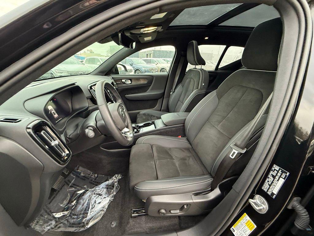used 2023 Volvo XC40 Recharge Pure Electric car, priced at $26,746