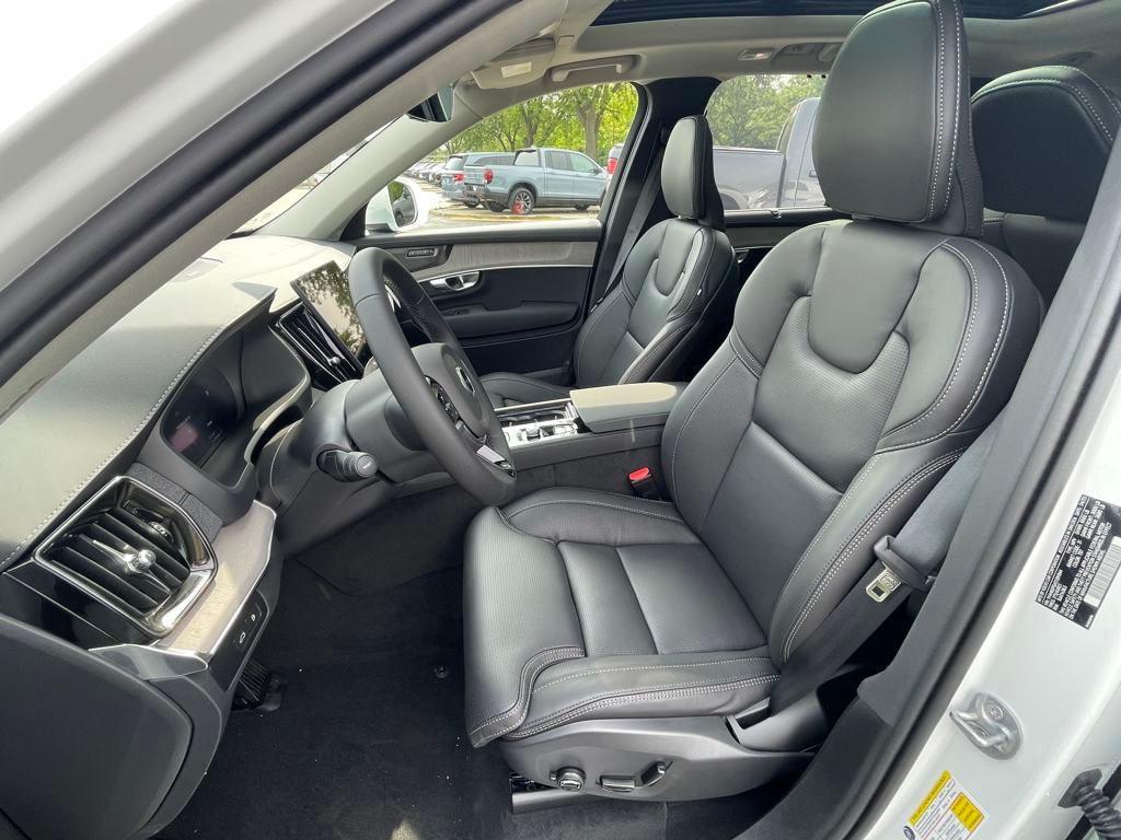 new 2025 Volvo XC90 Plug-In Hybrid car, priced at $82,405