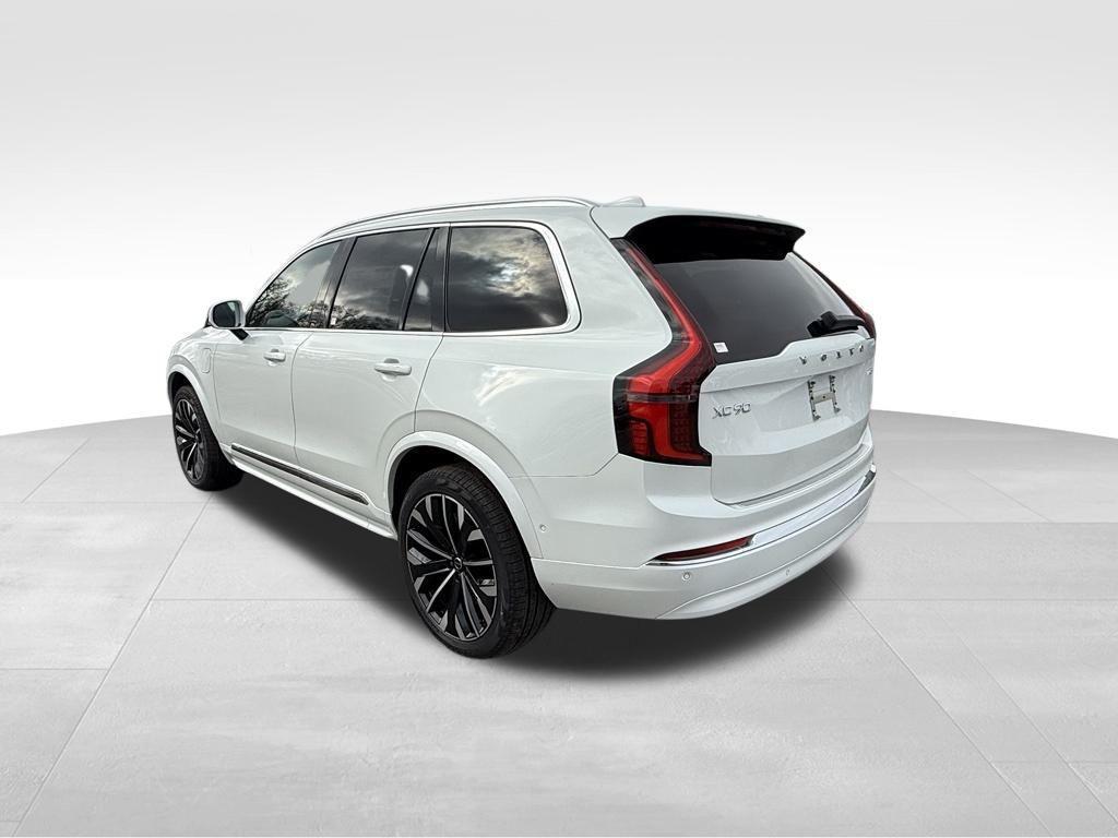 new 2026 Volvo XC90 Plug-In Hybrid car, priced at $79,875