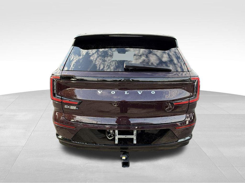 new 2025 Volvo EX90 car, priced at $77,617