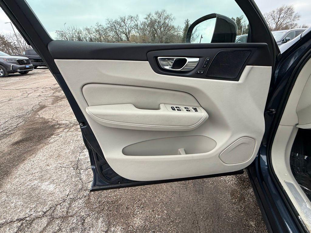 used 2023 Volvo XC60 Recharge Plug-In Hybrid car, priced at $39,496