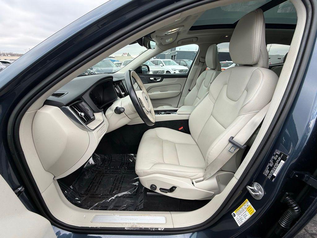 used 2023 Volvo XC60 Recharge Plug-In Hybrid car, priced at $39,496