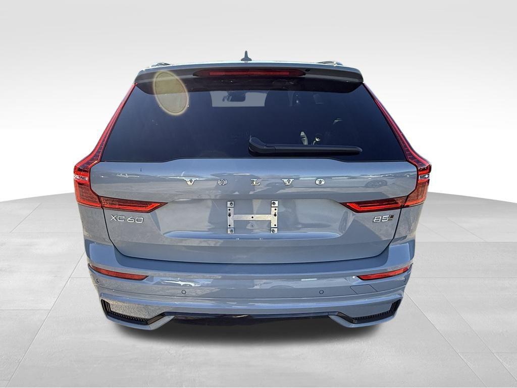 new 2025 Volvo XC60 car, priced at $45,067