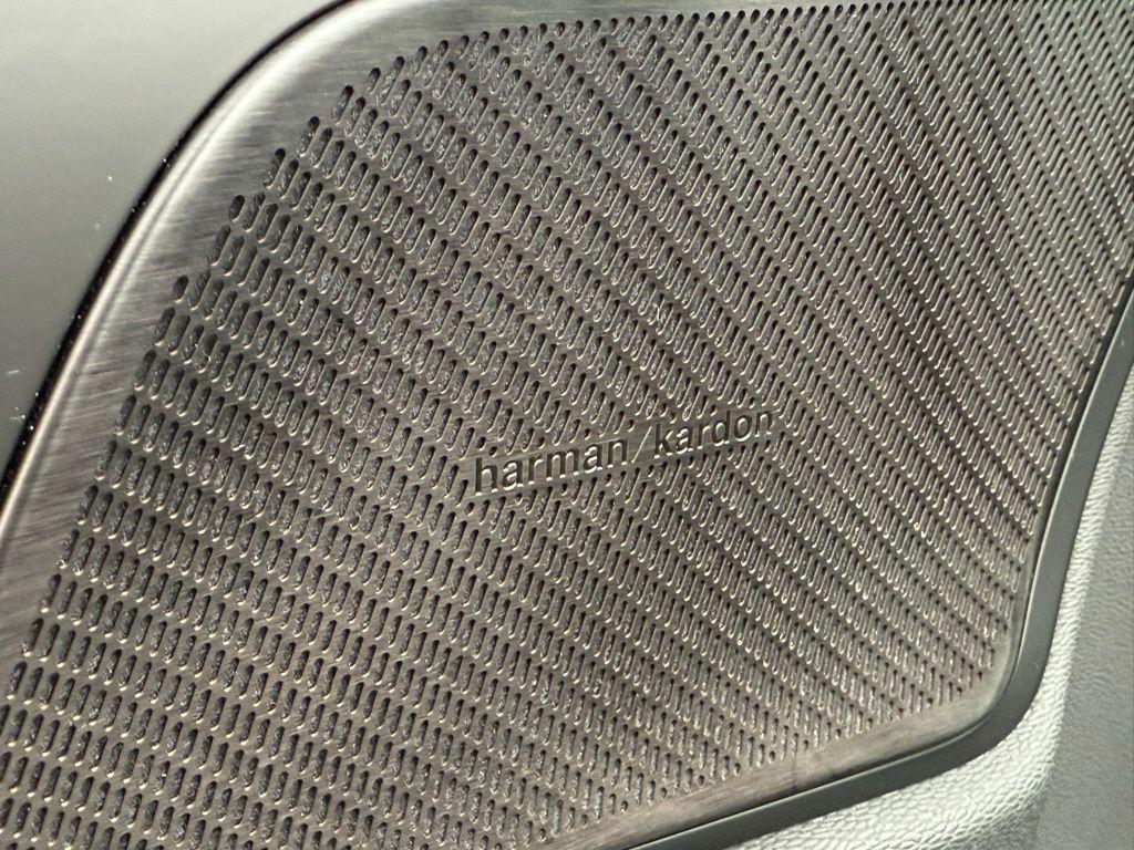 used 2021 Volvo S60 Recharge Plug-In Hybrid car, priced at $22,611