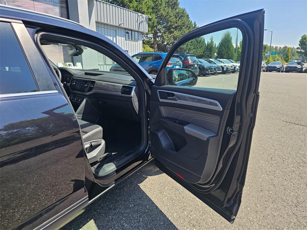 used 2022 Volkswagen Atlas Cross Sport car, priced at $23,999