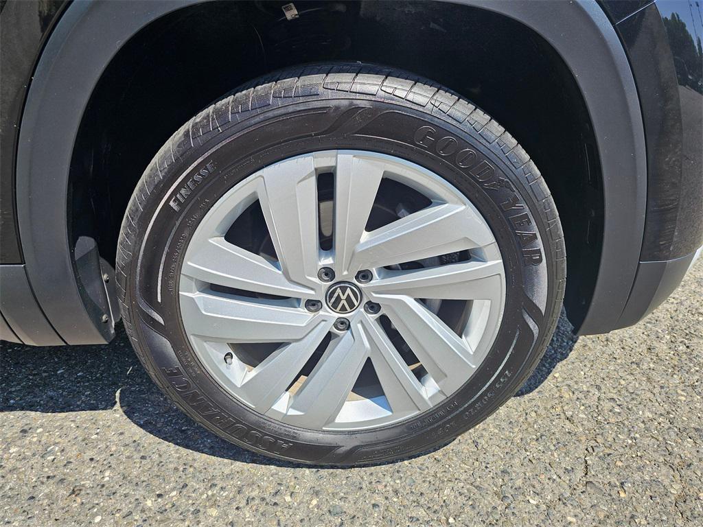 used 2022 Volkswagen Atlas Cross Sport car, priced at $23,999