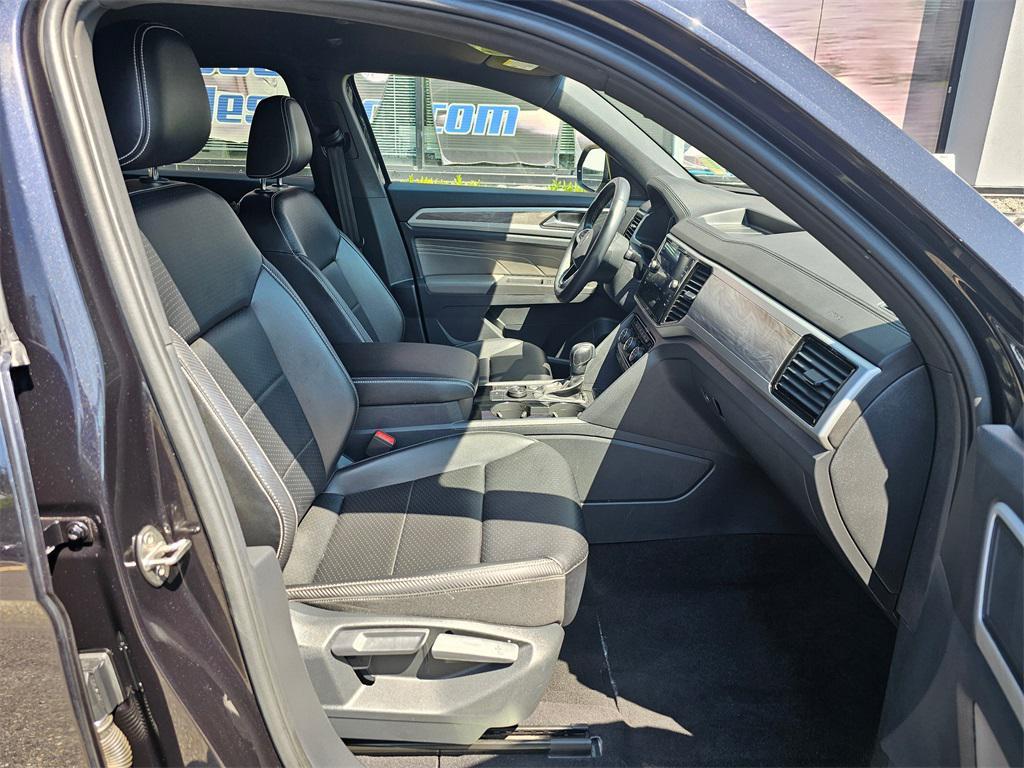 used 2022 Volkswagen Atlas Cross Sport car, priced at $23,999