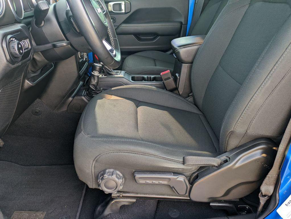 used 2021 Jeep Gladiator car, priced at $28,894