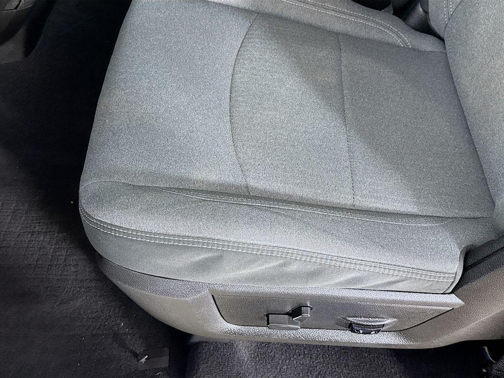 used 2021 Ram 1500 Classic car, priced at $27,995