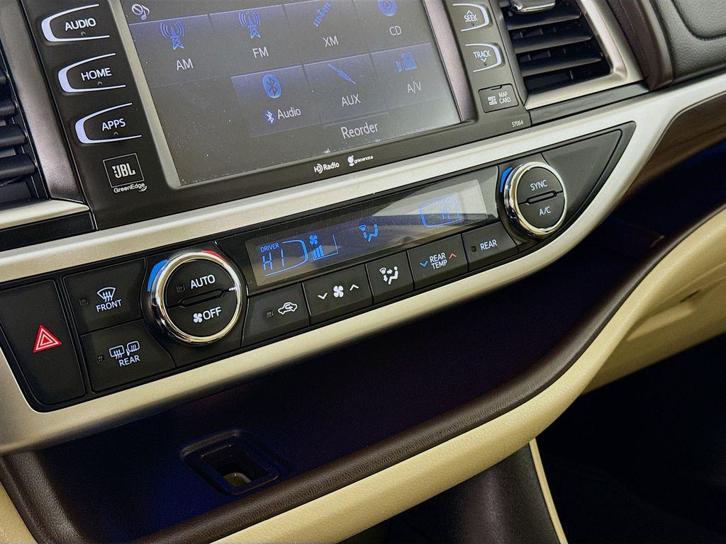 used 2015 Toyota Highlander car, priced at $24,500