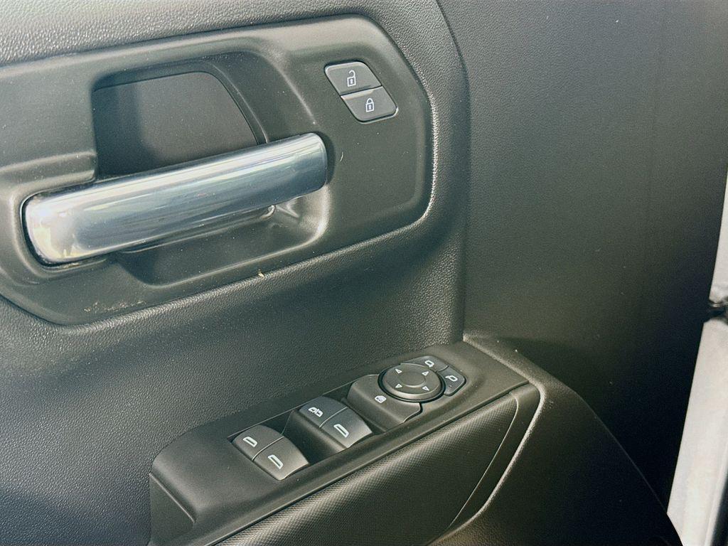 used 2025 Chevrolet Silverado 1500 car, priced at $43,900