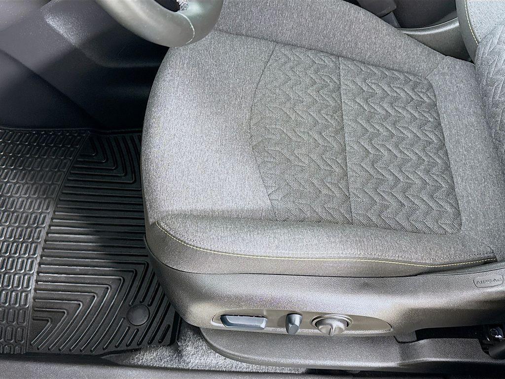 used 2023 Chevrolet Equinox car, priced at $20,900