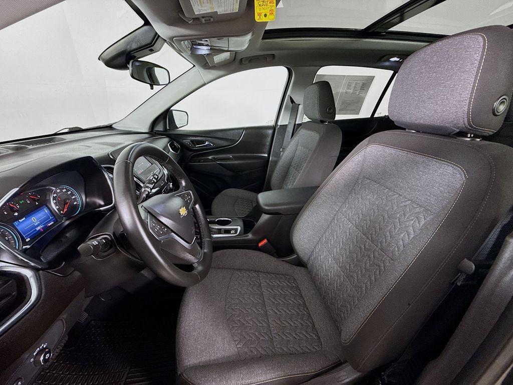 used 2023 Chevrolet Equinox car, priced at $20,900