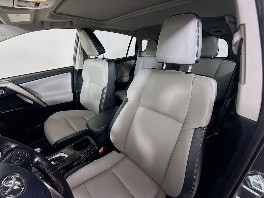 used 2016 Toyota RAV4 Hybrid car, priced at $21,500