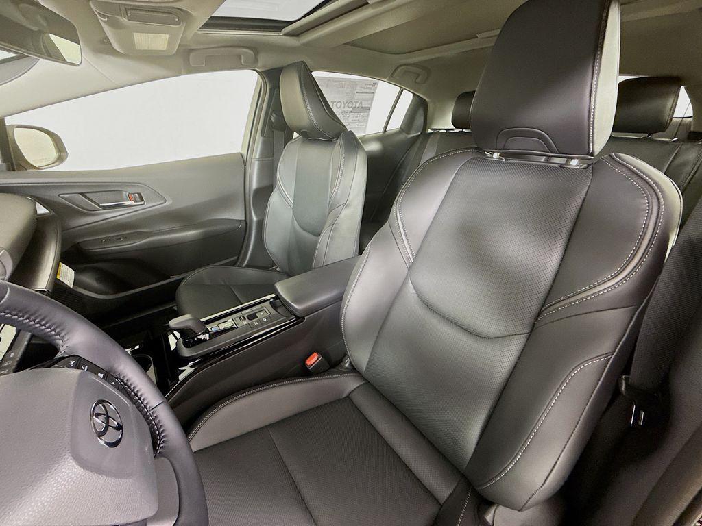 new 2026 Toyota Prius Plug-In Hybrid car, priced at $40,519