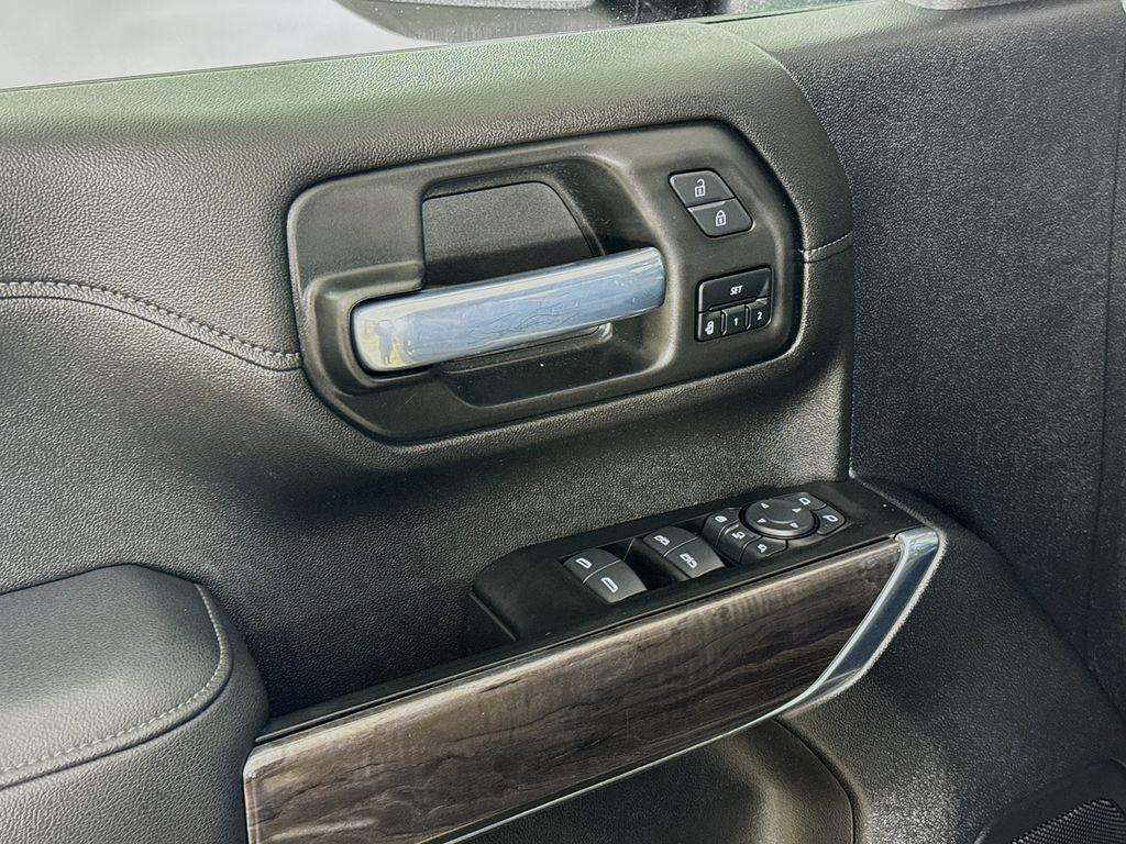 used 2021 Chevrolet Silverado 2500 car, priced at $59,900