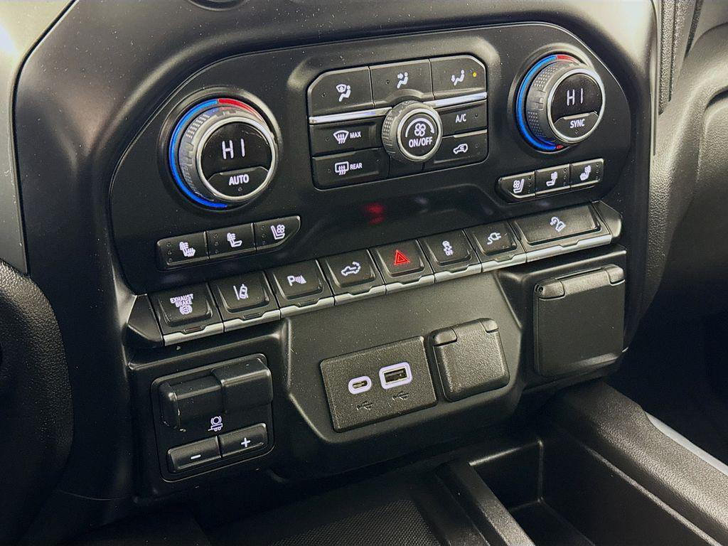 used 2021 Chevrolet Silverado 2500 car, priced at $59,900