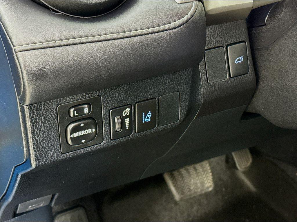 used 2018 Toyota RAV4 Hybrid car, priced at $25,754