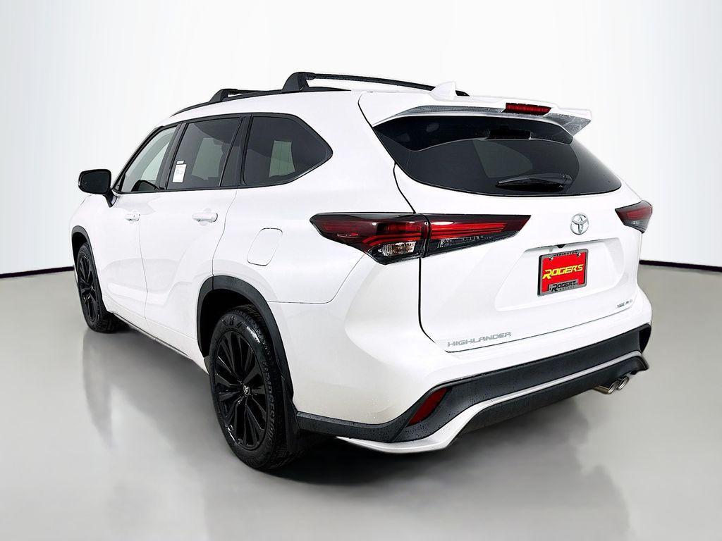 new 2026 Toyota Highlander car, priced at $51,543