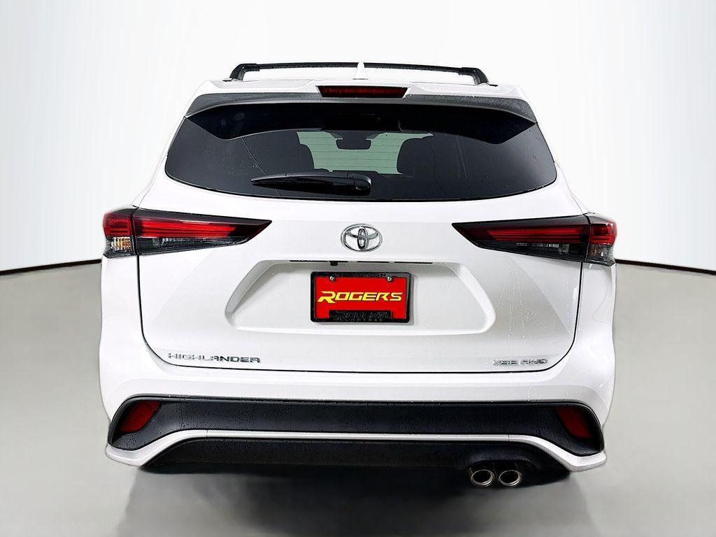 new 2026 Toyota Highlander car, priced at $51,543