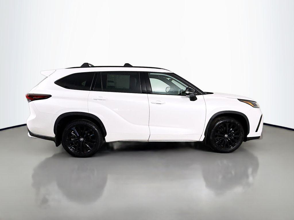 new 2026 Toyota Highlander car, priced at $51,543