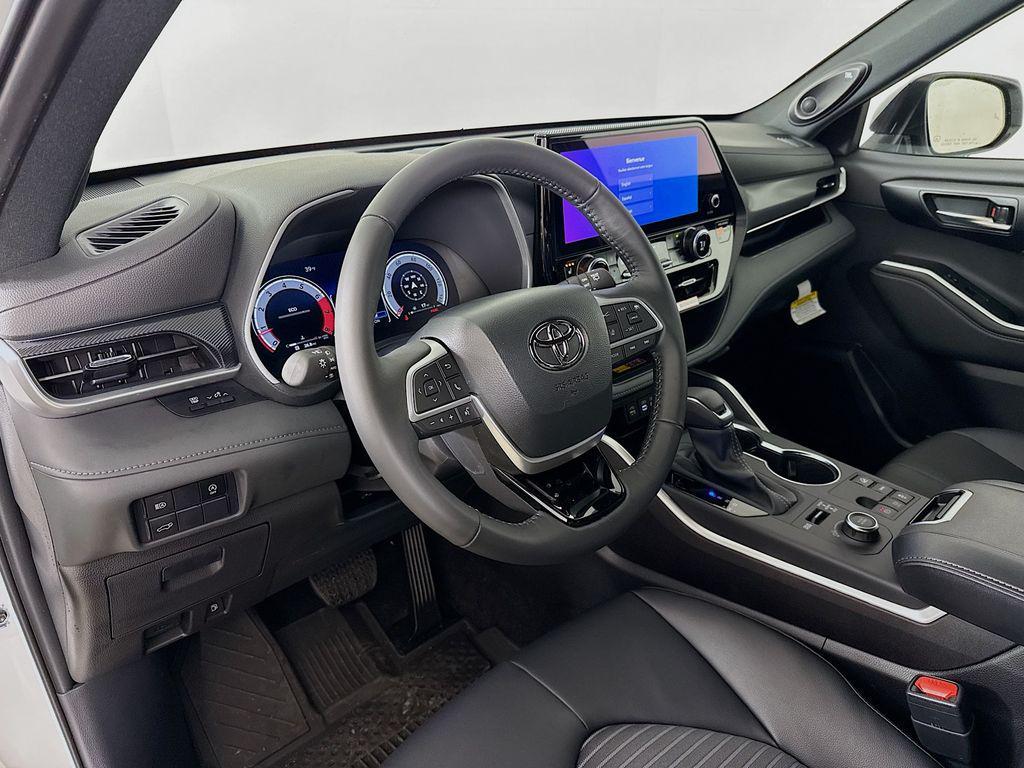 new 2026 Toyota Highlander car, priced at $51,543