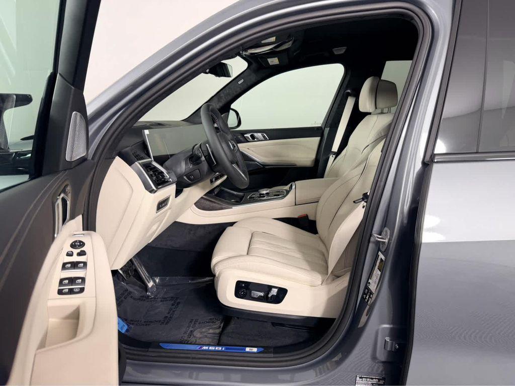 new 2026 BMW X7 car, priced at $127,425