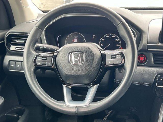 used 2023 Honda Pilot car, priced at $37,499