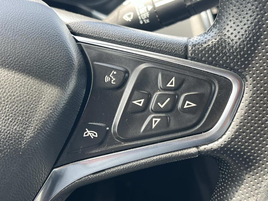 used 2023 Chevrolet Equinox car, priced at $16,999