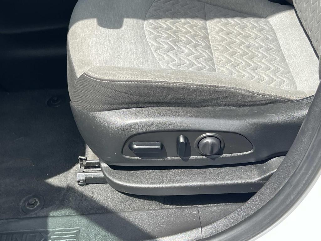 used 2023 Chevrolet Equinox car, priced at $16,999