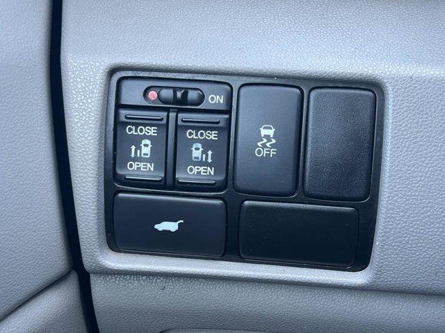 used 2013 Honda Odyssey car, priced at $11,499