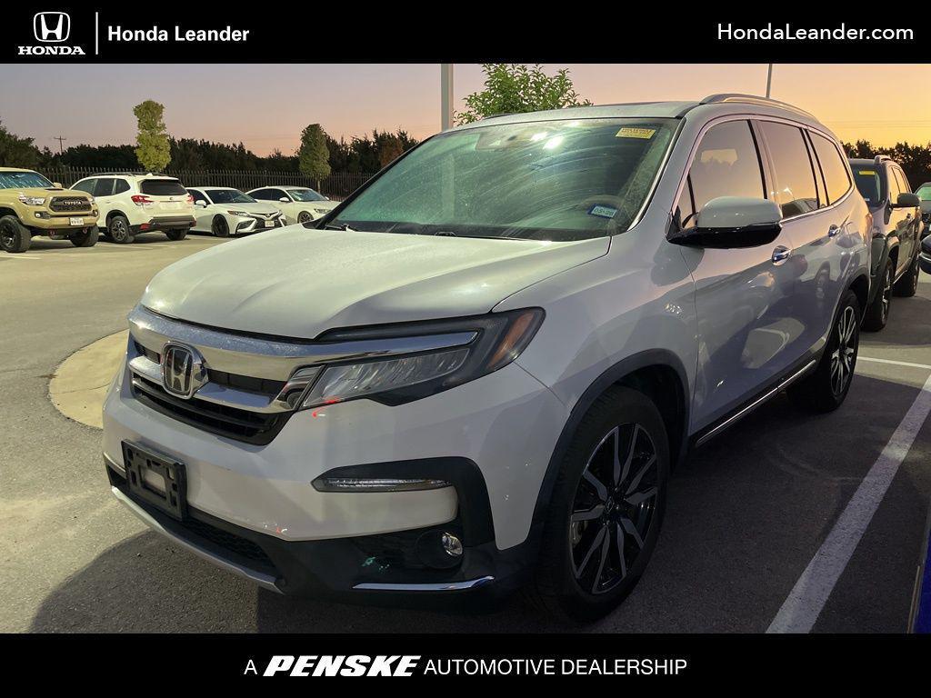 2019 White Diamond Pearl Honda Pilot