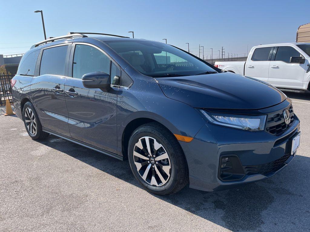 new 2026 Honda Odyssey car, priced at $45,685