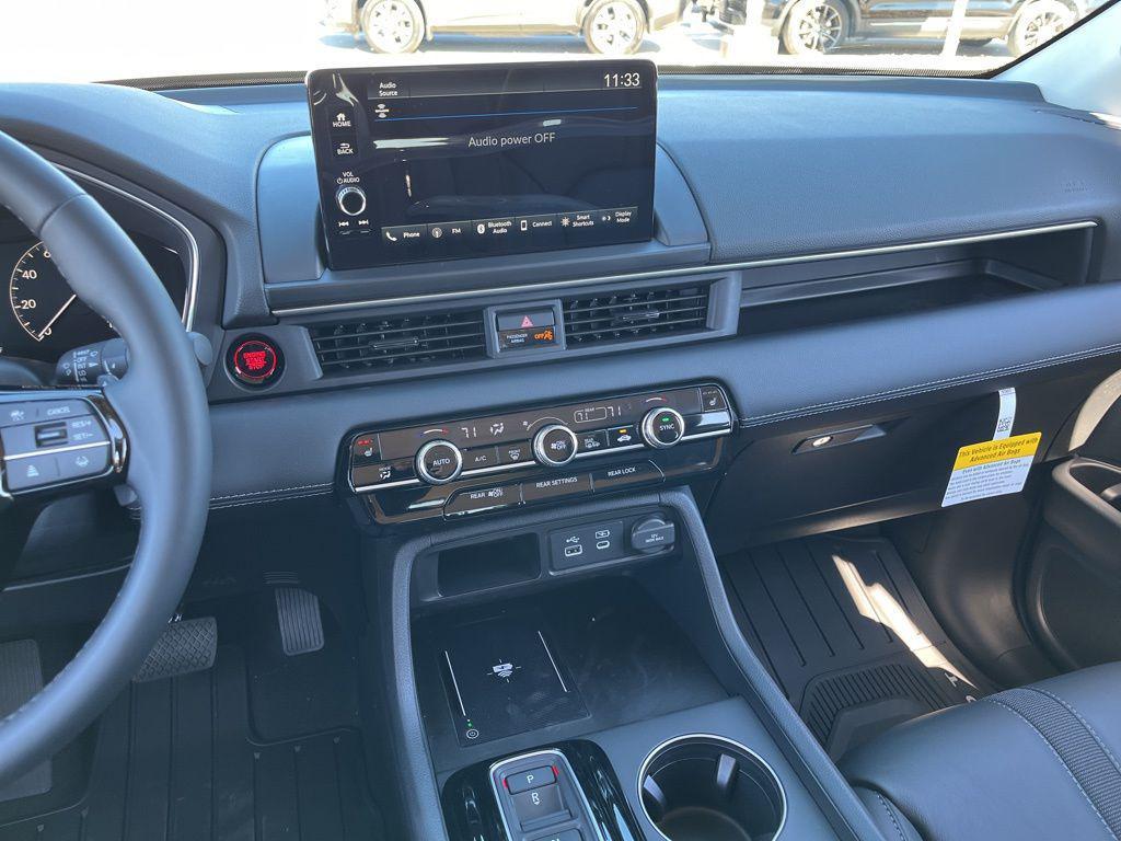 new 2025 Honda Pilot car, priced at $45,392