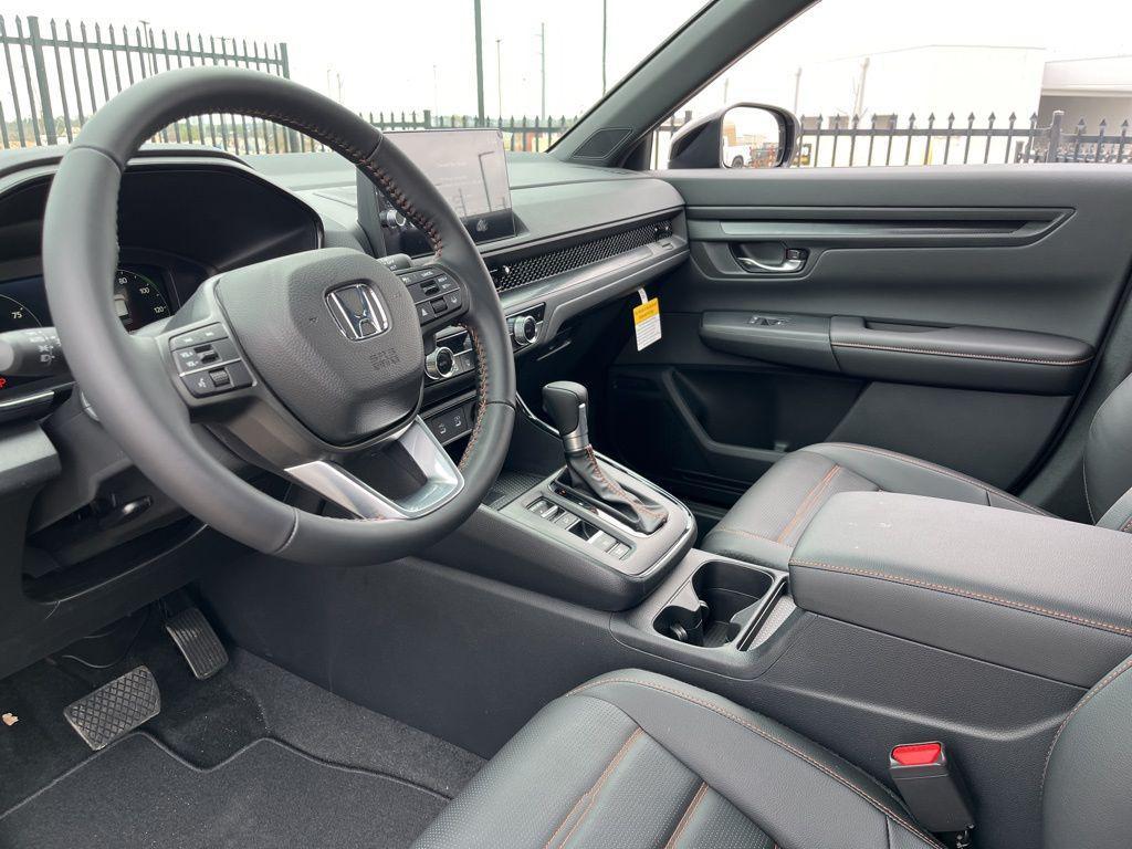new 2026 Honda CR-V Hybrid car, priced at $41,675