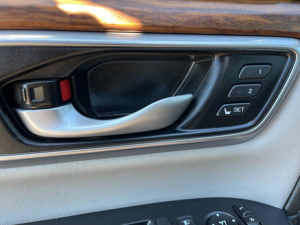 used 2022 Honda CR-V car, priced at $24,264