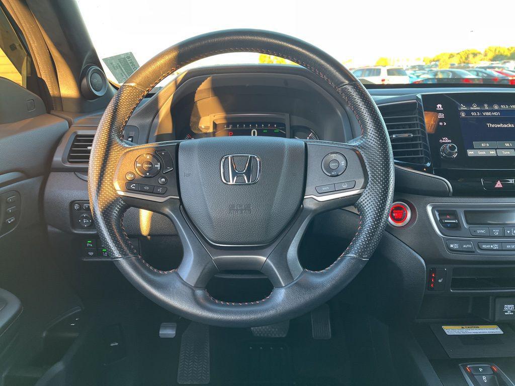 used 2022 Honda Passport car, priced at $29,999