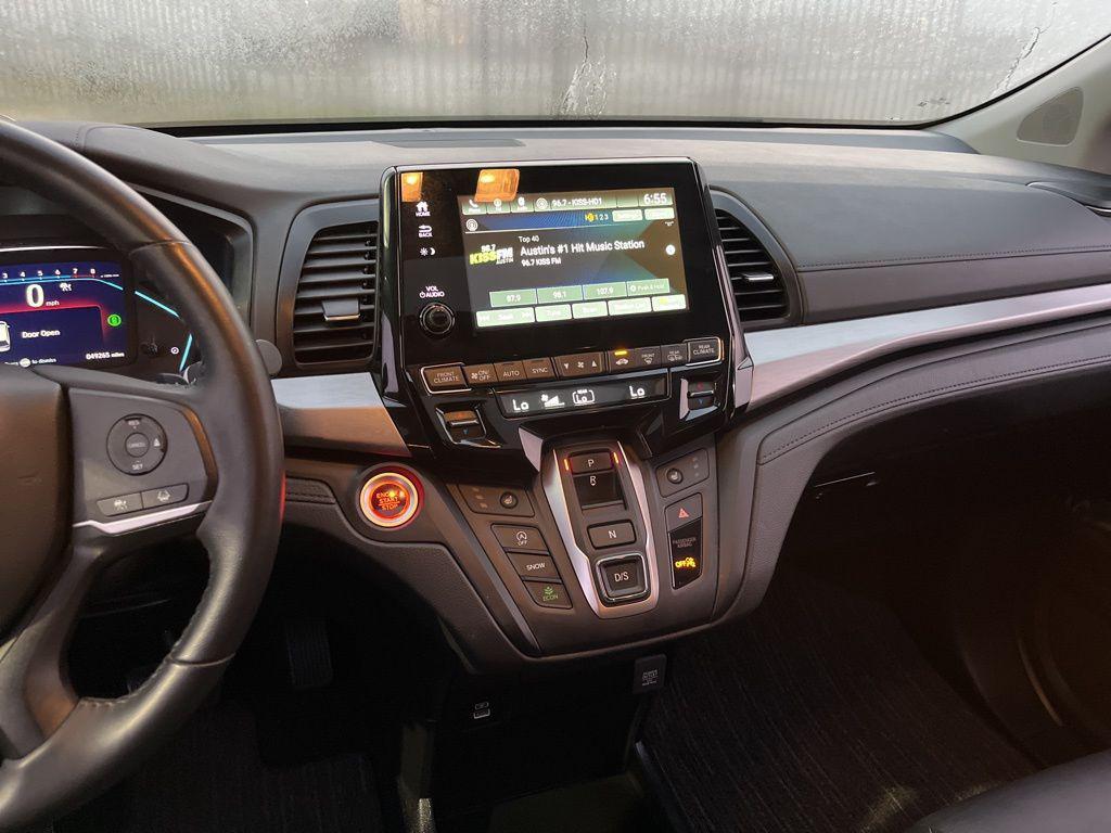 used 2024 Honda Odyssey car, priced at $32,497
