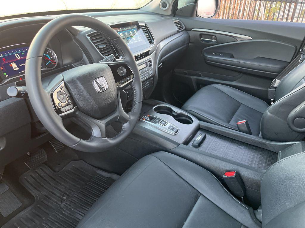 used 2022 Honda Pilot car, priced at $24,496
