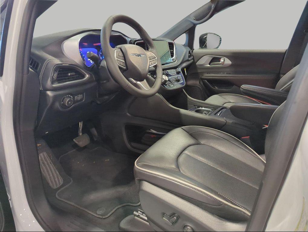 new 2026 Chrysler Pacifica car, priced at $51,978