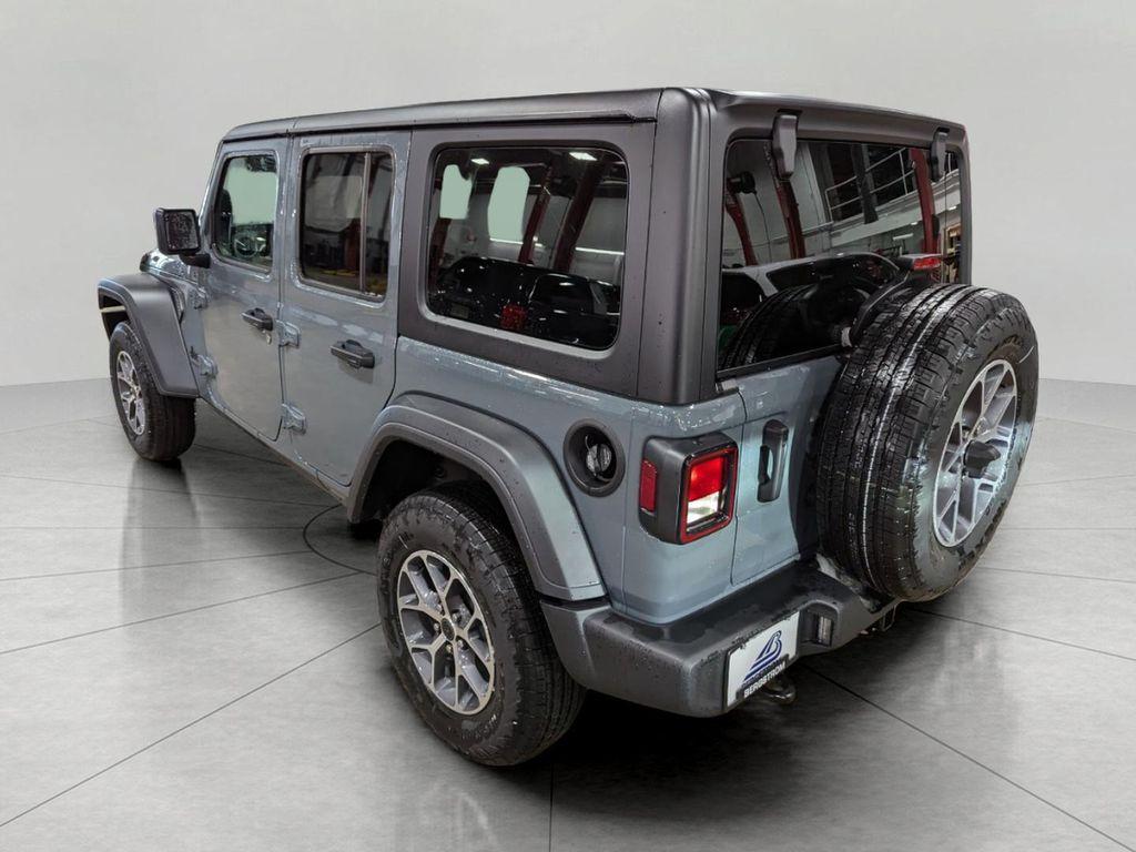 new 2025 Jeep Wrangler car, priced at $46,775