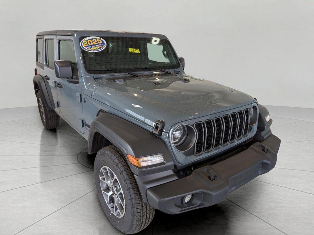 new 2025 Jeep Wrangler car, priced at $45,525