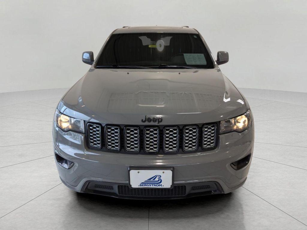used 2019 Jeep Grand Cherokee car, priced at $19,297