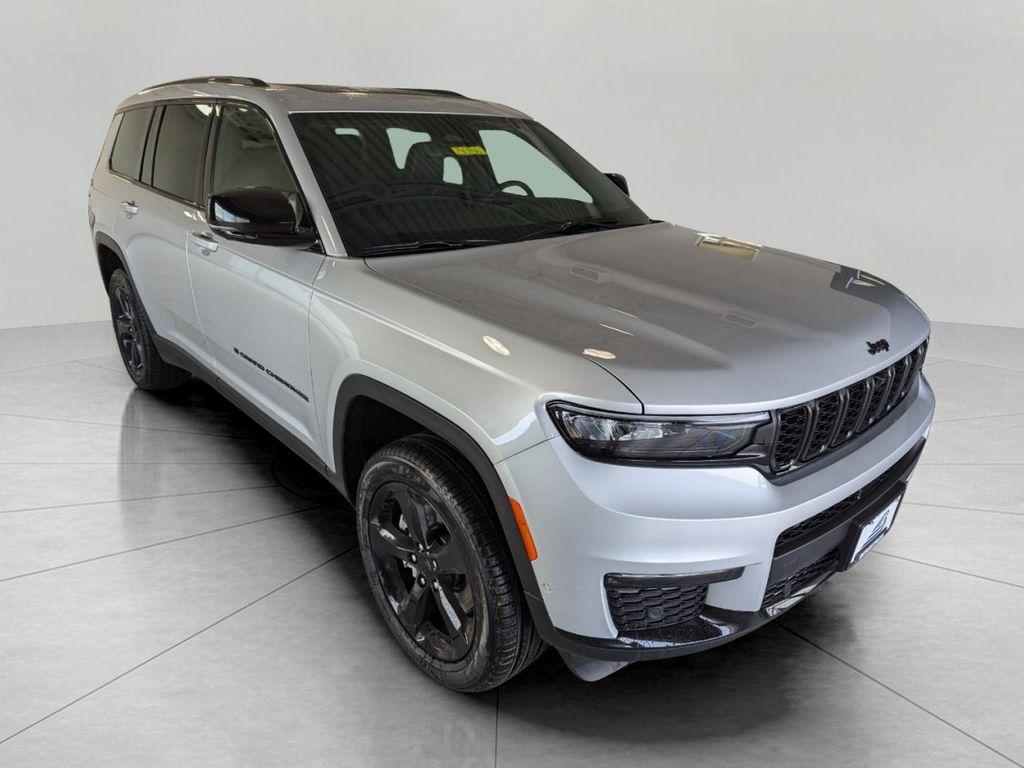new 2025 Jeep Grand Cherokee L car, priced at $46,945